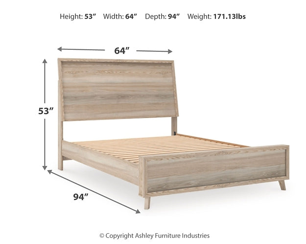 Hasbrick Queen Panel Bed with Mirrored Dresser